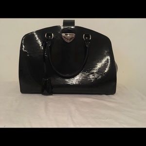 Authentic Louis Vuitton Pont-Neuf